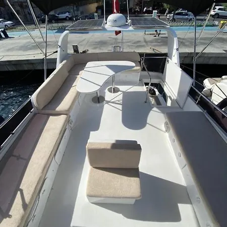 Bådhotel Diamond Yacht