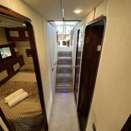 보트호텔 Diamond Yacht