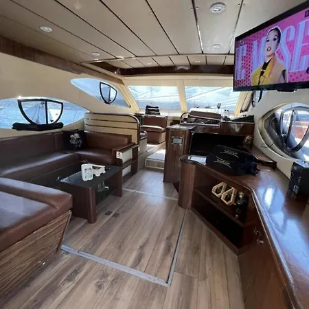 Diamond Yacht * Istanbul